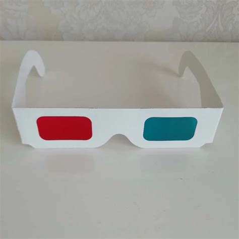 Universal Paper Anaglyph 3d Glasses Redblue 3d Glasses For Movie Video Ef3d Glasses Virtual