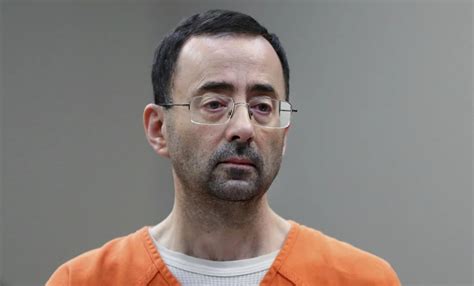 Médico Larry Nassar Sentenciado Por Abusar De Gimnastas Fue Apuñalado