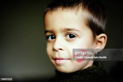 Lipstick Kiss Cheek Imagens E Fotografias De Stock Getty Images