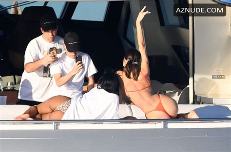 Kendall Jenner Sexy In A Barely There Bikini With Friends On A Yacht In Miami Aznude