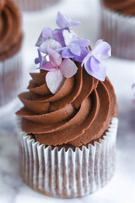 This Recipe Is For The Perfect Chocolate Cupcake With A Fluffy Rich