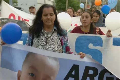 Por favor hablá el reclamo de la mamá de Loan a la hija de