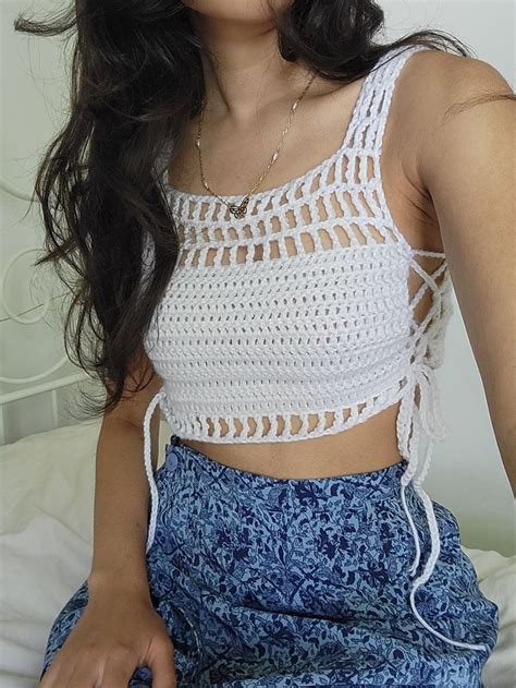 white crochet top Tığ işi ceket Tığ işleri Örgü projeleri