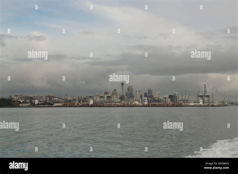 Auckland Cityscape from the Harbour Stock Photo - Alamy