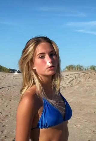 Sexy Martuccrespo Shows Cleavage In Blue Bikini Top Sexyfilter