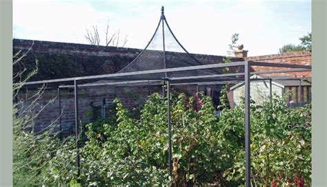 Fruit Cage Steel Peak Roof Customer Projects