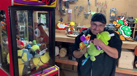 Claw Machine Challenge Prizes At Once Youtube