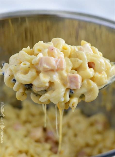 Macaroni And Cheese With Ham