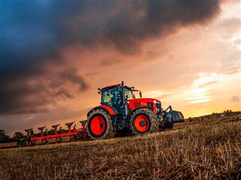 Kubota M Series Tractors Hp Stubbings Bros Ltd