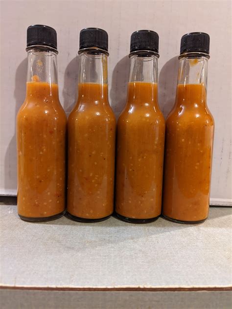 4 Thai Chili Mango And 6 Cayenne Hot Sauce My First Ever Fermented Hot Sauce R Fermentedhotsauce