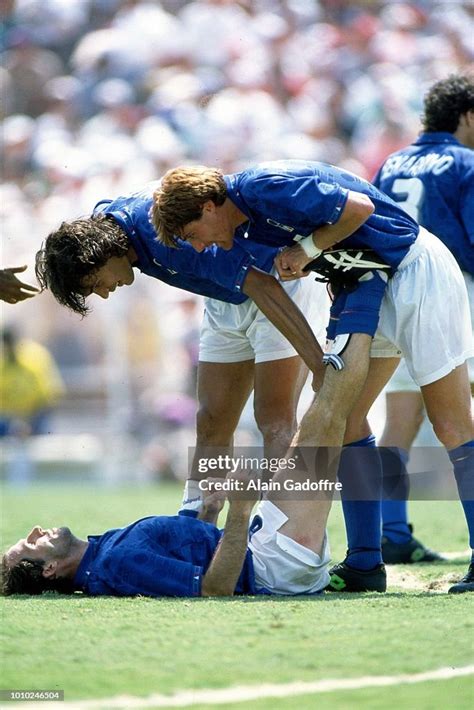 Franco Baresi Paulo Maldini And Lorenzo Minotti Of Italy During The