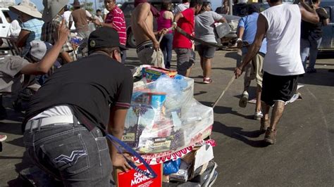 Detenidas Personas Por Saqueos Tras El Paso Del Hurac N Odile En