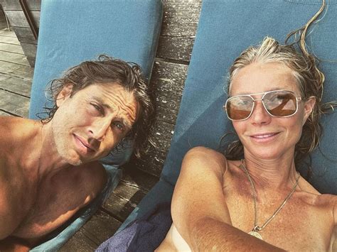 Horrific Gwyneth Paltrows Sun Damage Shocks In Topless Selfie