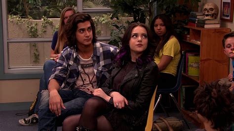 Watch VICTORiOUS Season 3 Episode 27: Victori-Yes - Full show on ...