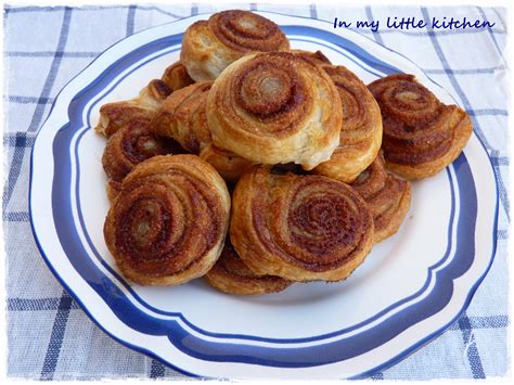 Cinnamon Rolls Rollitos De Canela In My Little Kitchen