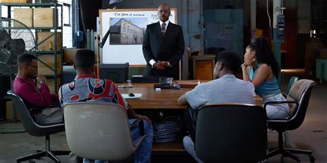 'Heist 88' Sneak Peek — Courtney B. Vance Prepares to Rob a Bank