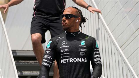 ferrari urged  pay psm     ditch attempt  sign