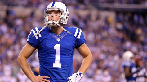 Pat McAfee sang his own rendition of Adele’s ‘Hello’ when Colts fans didn’t answer their door ...