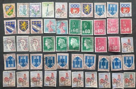 LOT DE 50 TIMBRES FRANCAIS OBLITERES sur le thème de MARIANNE EUR 1 00