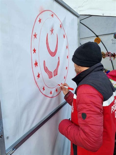 Depremzede çocuklar İçin oyun çadırları hazırlandı Elbistan Kaynarca