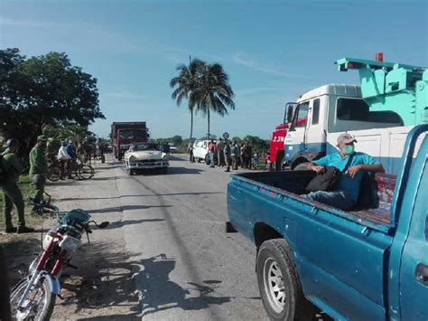 En fotos el lugar del accidente de tránsito de este lunes en