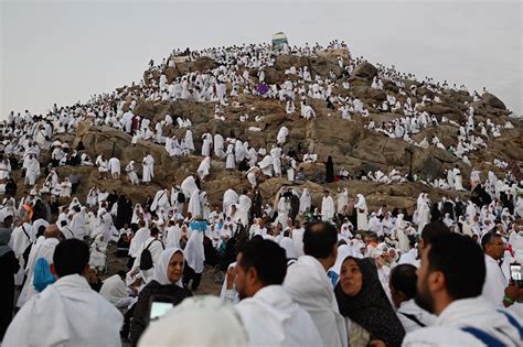 رئيس بعثة الحج الرسمية تنسيق بين البعثات النوعية الثلاث لخطة تصعيد