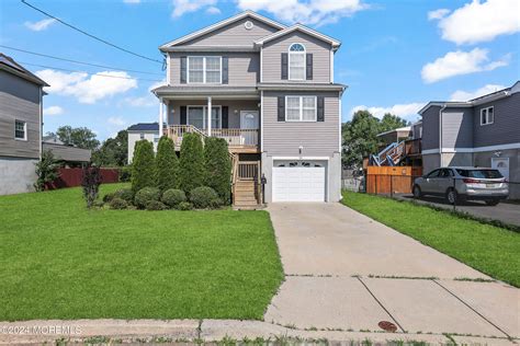 64 Brainard Ave, Port Monmouth, NJ 07758 - MLS 22425784 - Coldwell Banker