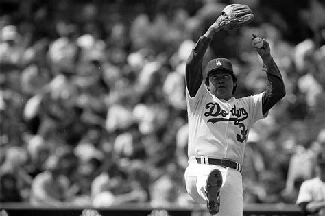 Fallece A Sus 63 Años Fernando Valenzuela Leyenda Del Béisbol Y Los