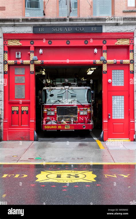 Fdny Truck Hi Res Stock Photography And Images Alamy