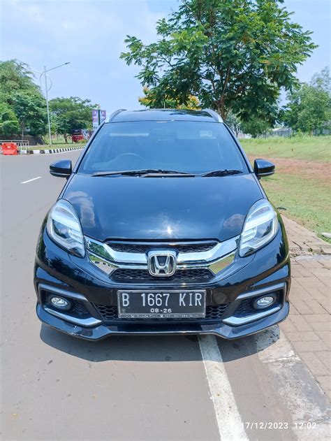 Gambar Honda Mobilio Lihat Foto Interior And Eksterior Oto