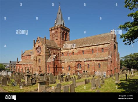 ST MAGNUS CATHEDRAL, KIRKWALL, ORKNEY ISLANDS, SCOTLAND Stock Photo - Alamy