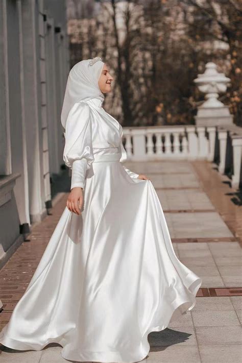 Modest A Line Long Arabic Wedding Dress Muslim Tanya Bridal