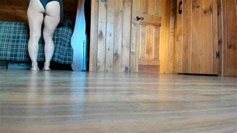 Femdom Fantasy And Fetish Fun How I Ended Up Nude And Posing At Holiday Company Party For Boss