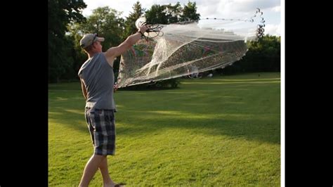 Easy Way To Throw A Cast Net Throwing The Easy Way YouTube