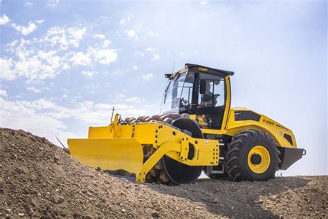 Rodillo Autopropulsado Bw Pdh Para La Compactaci N De Tierra Bomag