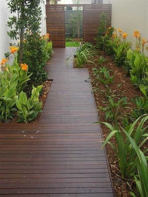 Curvy Boardwalks Natural Wood Garden Path Ideas For Good Feng Shui