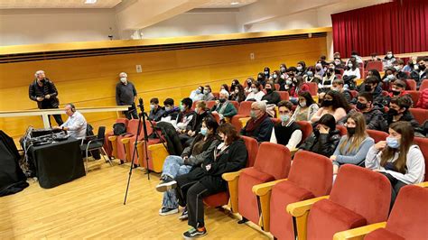 Les Emissores De Lleida Celebren El Dia Mundial De La R Dio A La Sala D