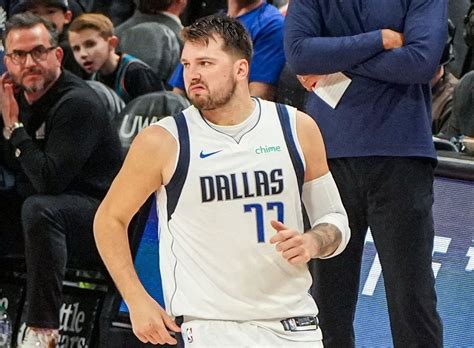 Dallas Mavericks Luka Doncic Claps Back At Pistons Fans In Epic