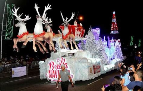 Alcaldía Espera 100 000 Asistentes Para El Desfile Navideño El Montaje