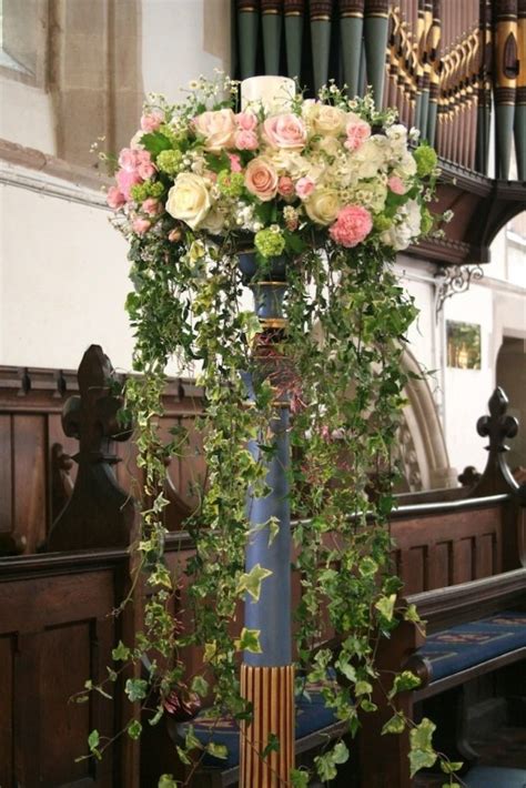 Mixed Summer Roses For A Country Wedding