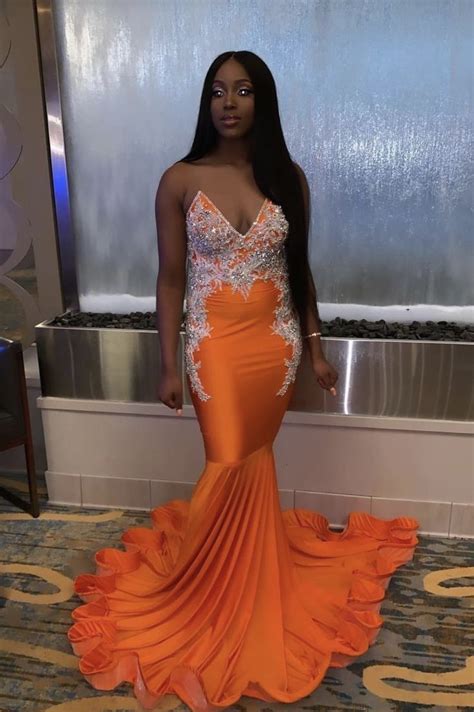 Pin By L I Y A H Kay💕💍😌 On •ᴘʀᴏᴍ In 2020 Orange Prom Dresses Black Girl Prom Dresses Cute