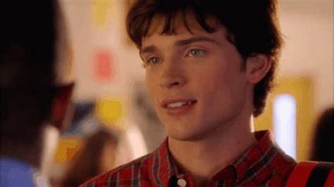 Clark Kent Smallville Clark Kent Smallville Discover Share GIFs