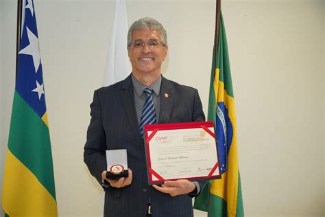 Promotor De Justiça Orlando Rochadel é Homenageado Pelo Mp De Minas