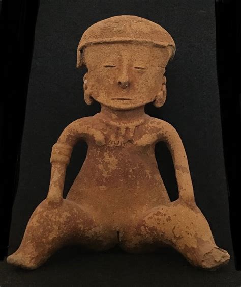 Colima Alfarería Gran figura femenina sentada precolombina Catawiki