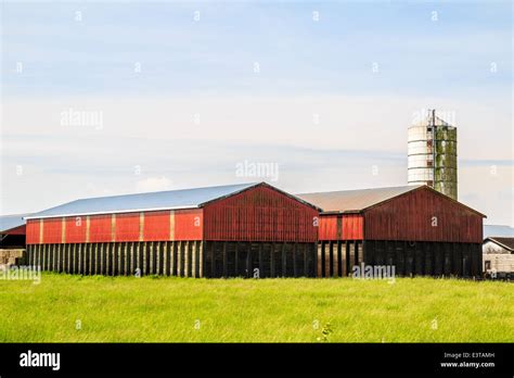 Tower Silo Hi Res Stock Photography And Images Alamy
