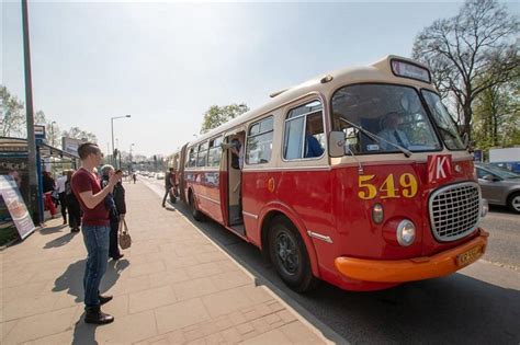 Zabytkowe tramwaje i autobusy przejadą ulicami Krakowa Atrakcja dla