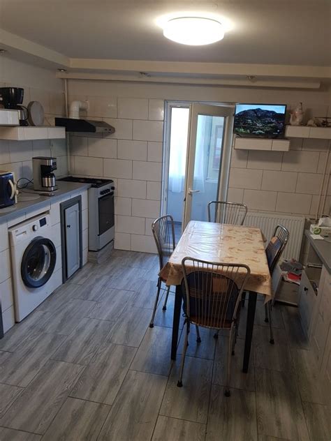 Proprietar Vand Apartament Cu 2 Camere Decomandat Parter Lipovei