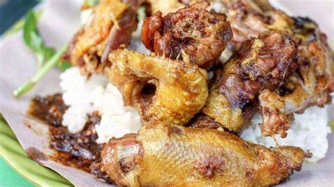 Bebek Cak Selem Dan 5 Kuliner Enak Di Gresik Buat Menu Makan Malam