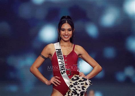 Dàn mỹ nhân Hoa hậu Hoàn vũ trình diễn bikini bốc lửa