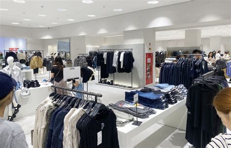 Những lý do sẽ khiến bạn lạc lối ở Lotte Mall Hồ Tây tổ hợp ăn chơi mới toanh hot nhất Hà Nội